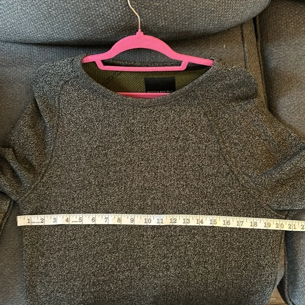 Banana Republic, dark gray/black W/ Terry Green inside men’s sweater size M